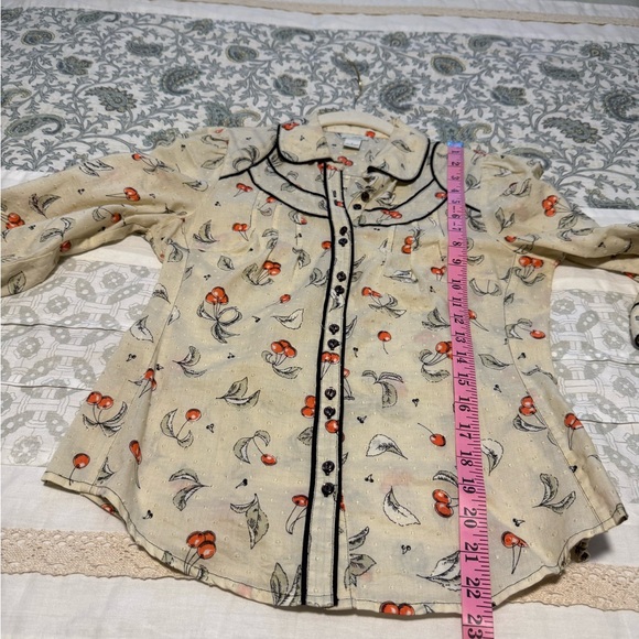 Odille Cream and Red Floral Blouse - Picture 13 of 13